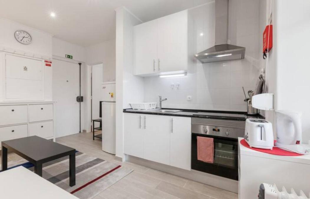 Beautiful 1 Bedroom Apartment Near Benfica Lisboa Exteriér fotografie